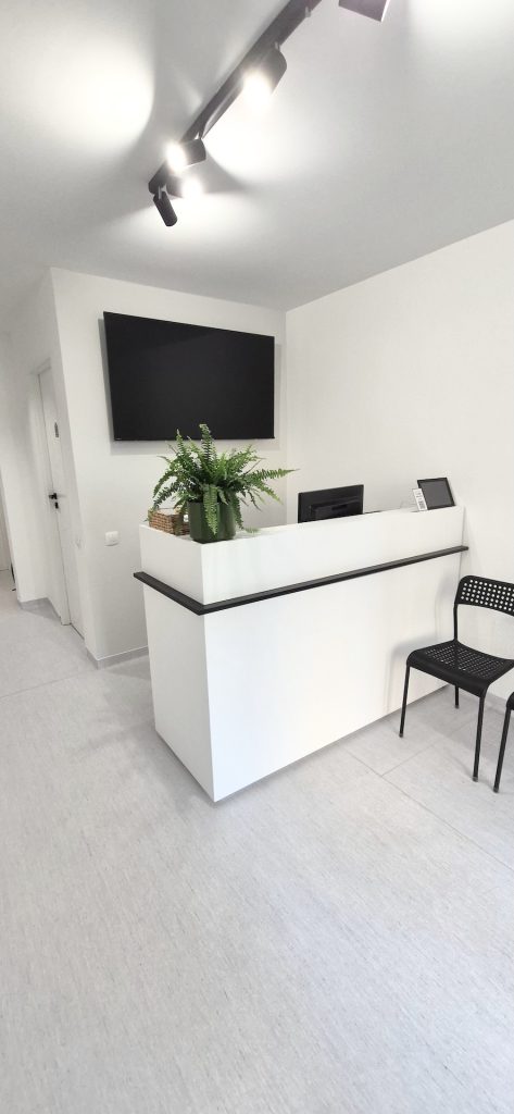 Sala asteptare Dentera din Cluj-Napoca